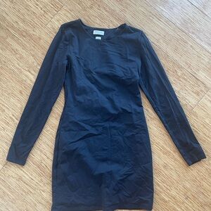 Aritzia body on double layer black dress L